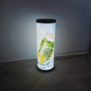 Tótem para exposición de marca
