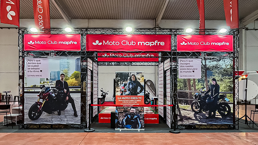 Stand de 1MÁS1 Comunicación con el sistema TRUSSWIRE