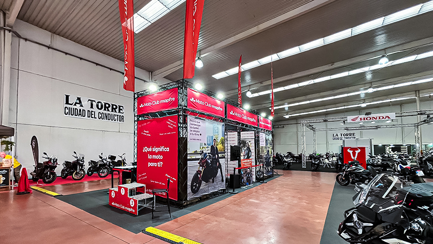 Stand de 1MÁS1 Comunicación con el sistema TRUSSWIRE